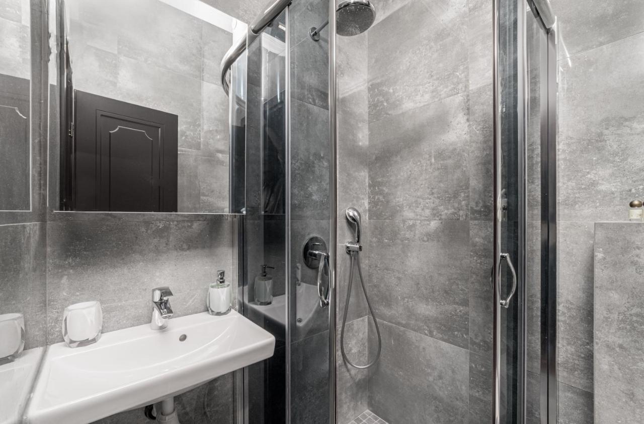 אודסה Apart Hotel D'Monica מראה חיצוני תמונה